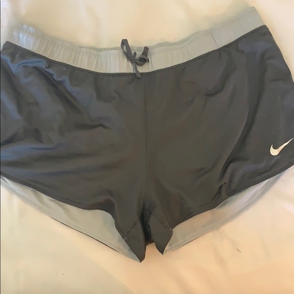 Nike Shorts - Picture 1 of 2